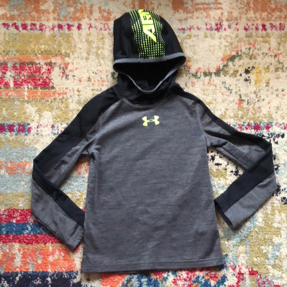 Hoody Under Armour tee